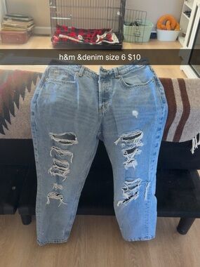 H&M Light Blue Distressed Boyfriend Jeans